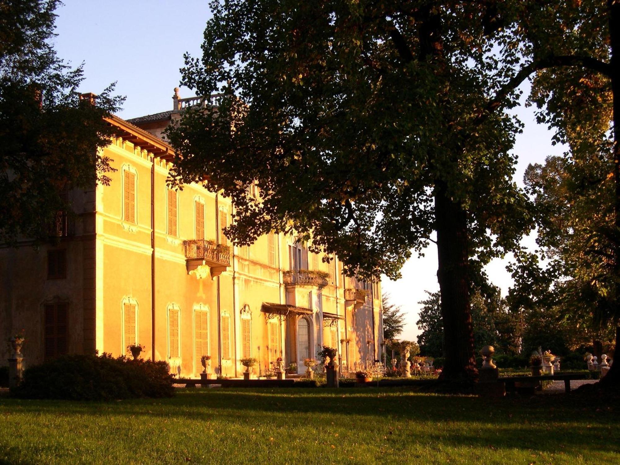 Villa Cagnola Schianno Exterior photo